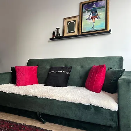 Centar アパート *